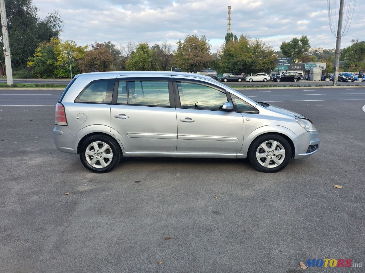 2007' Opel Zafira photo #4