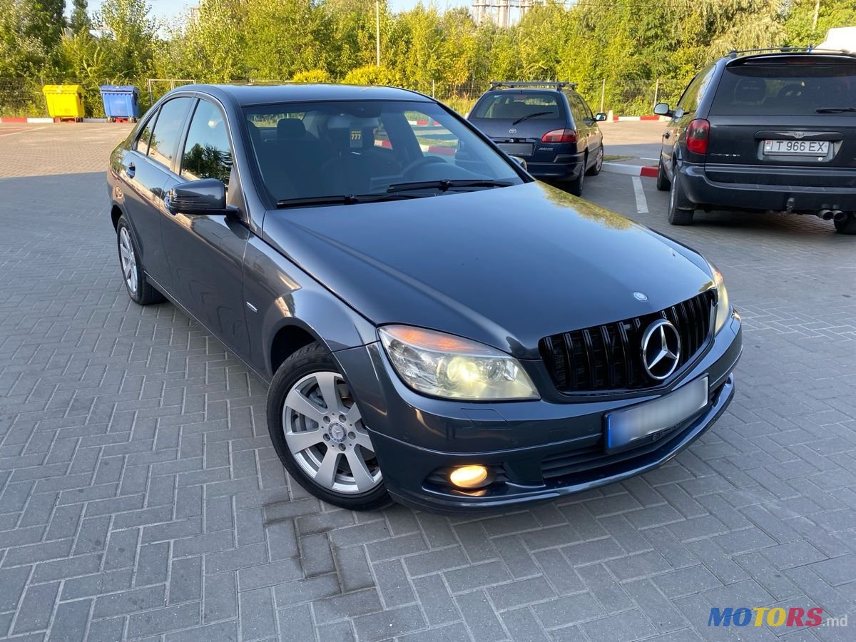 2009' Mercedes-Benz C-Class photo #1