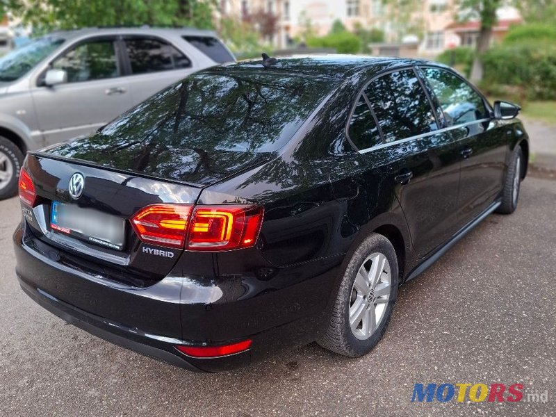 2014' Volkswagen Jetta photo #3