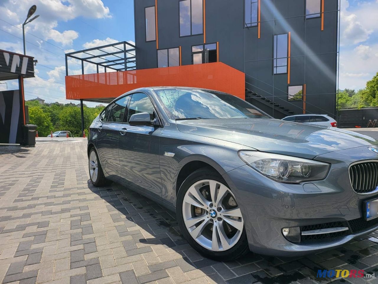 2010' BMW 5 Gt photo #1