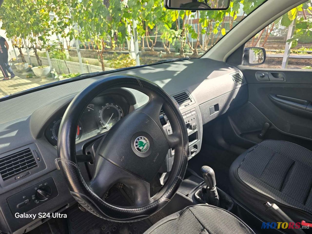 2005' Skoda Fabia photo #2