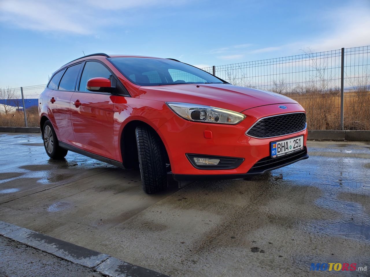 2016' Ford Focus photo #5