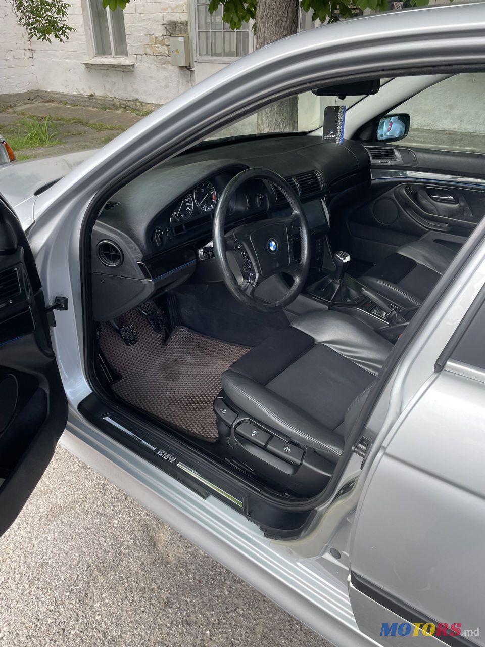 2001' BMW 5 Series photo #6