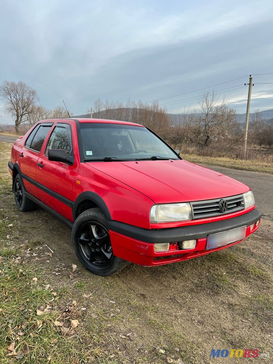 1993' Volkswagen Vento photo #1