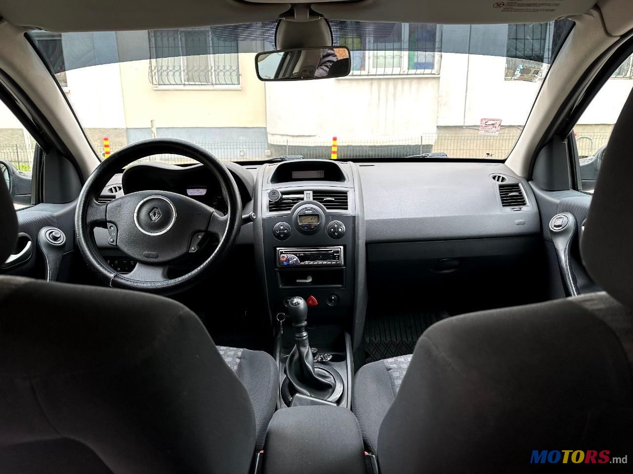 2008' Renault Megane photo #5