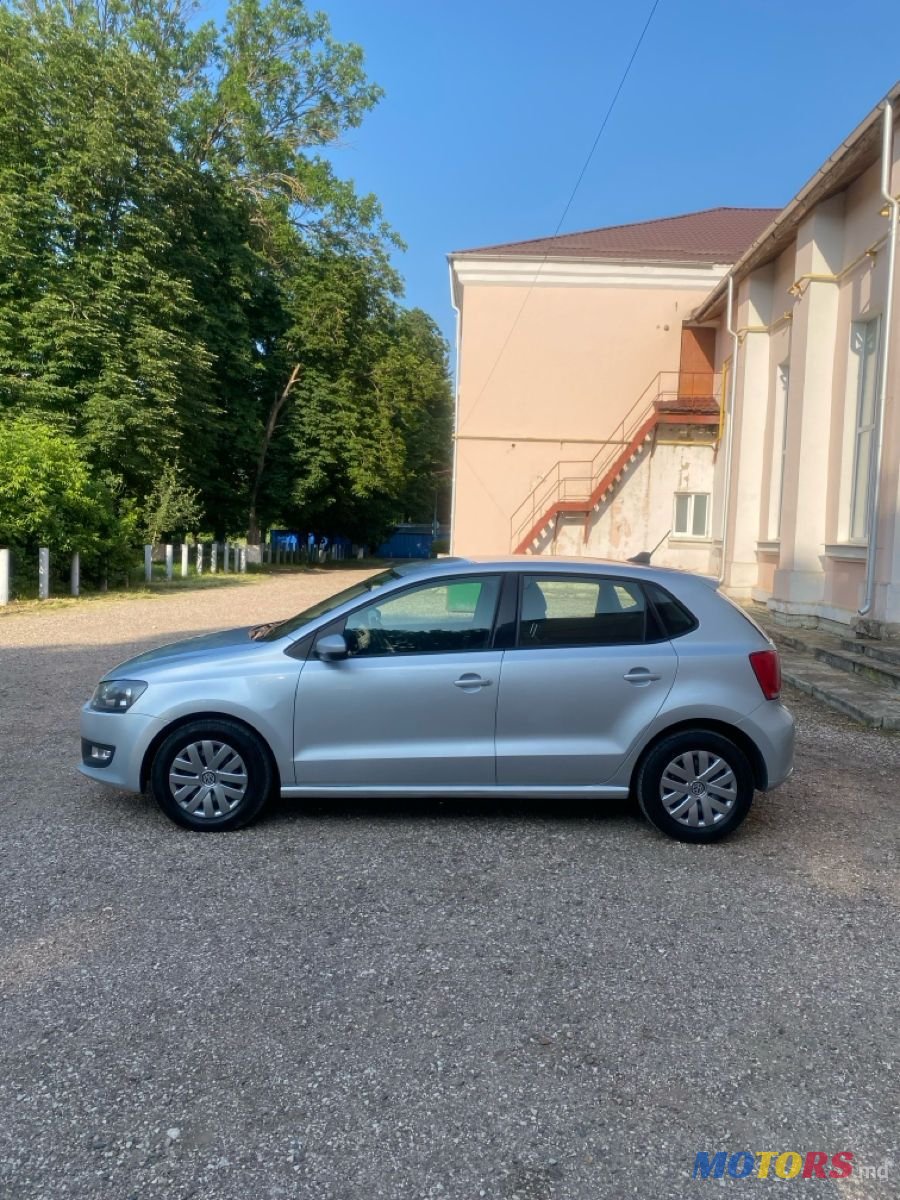 2012' Volkswagen Polo photo #2