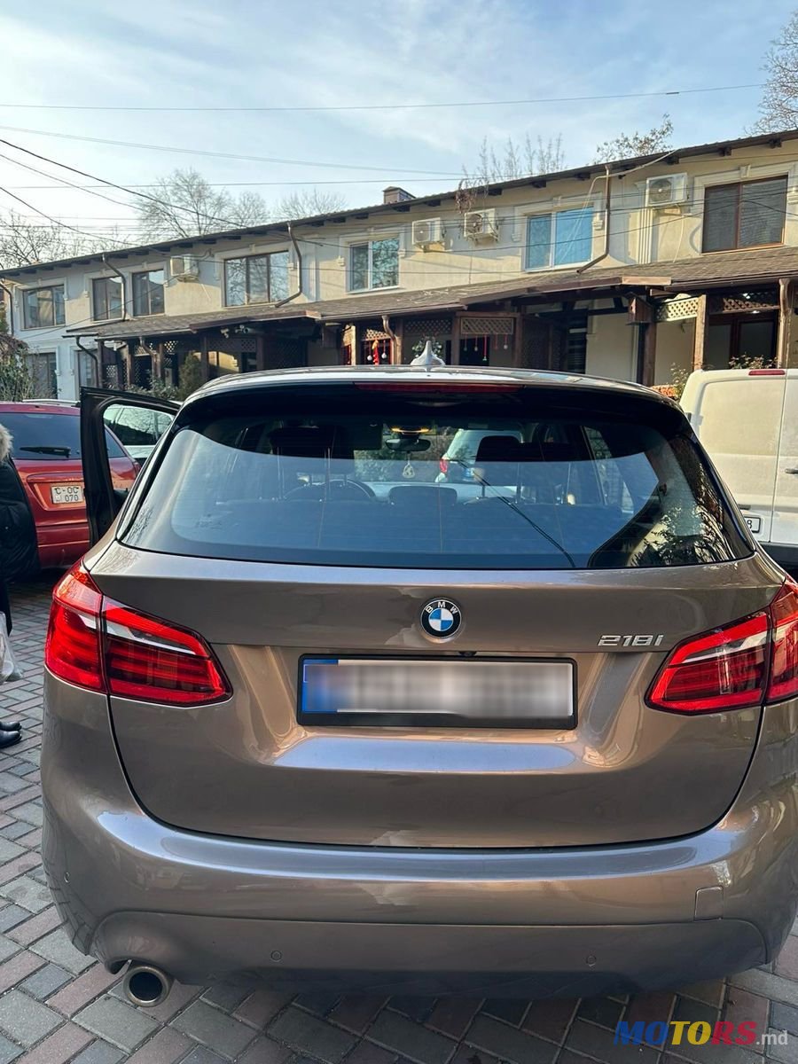 2018' BMW 2 Series Active Tourer photo #2