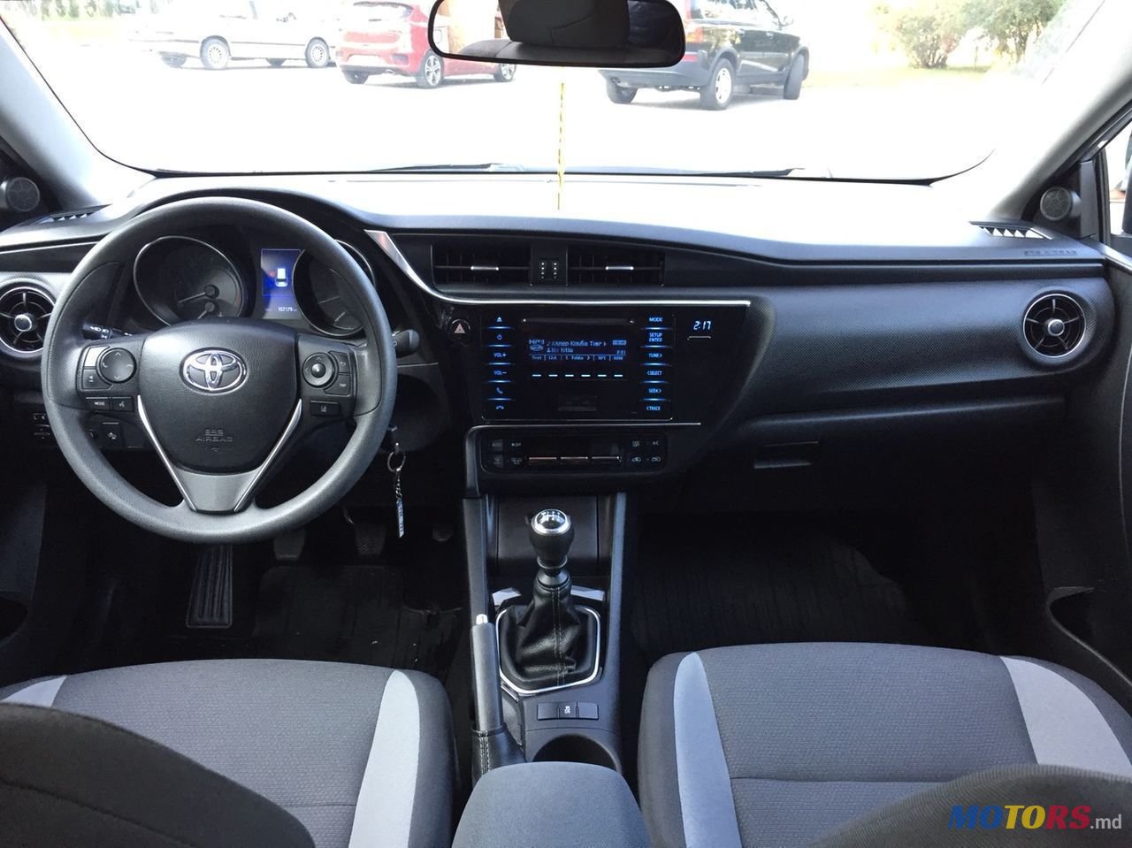 2016' Toyota Auris photo #4