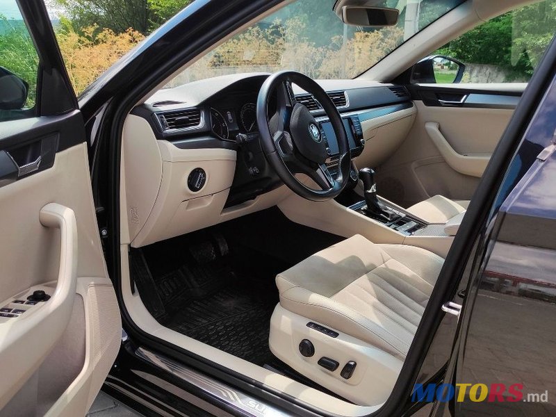2016' Skoda Superb photo #6