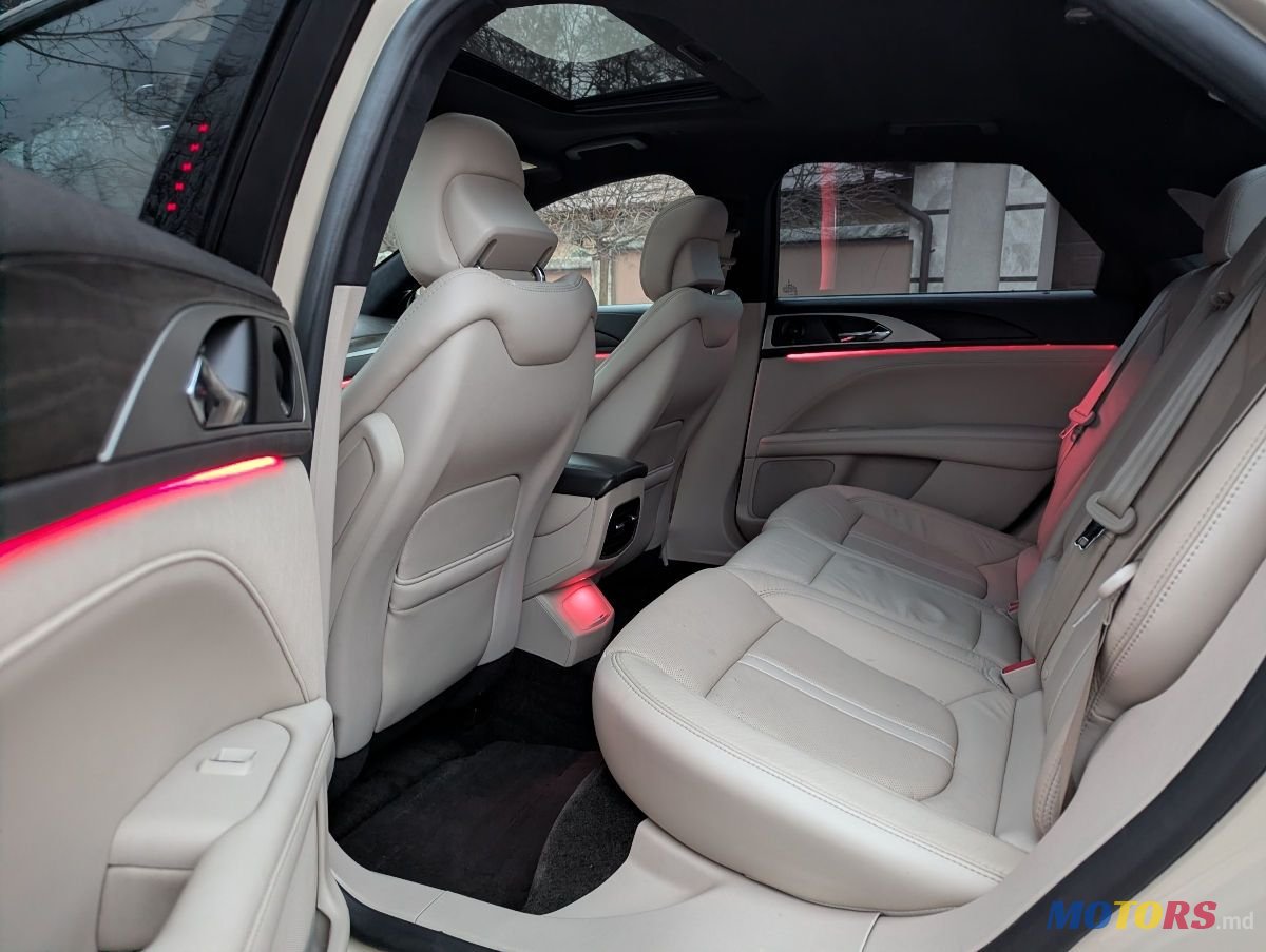 2018' Lincoln MKZ photo #6