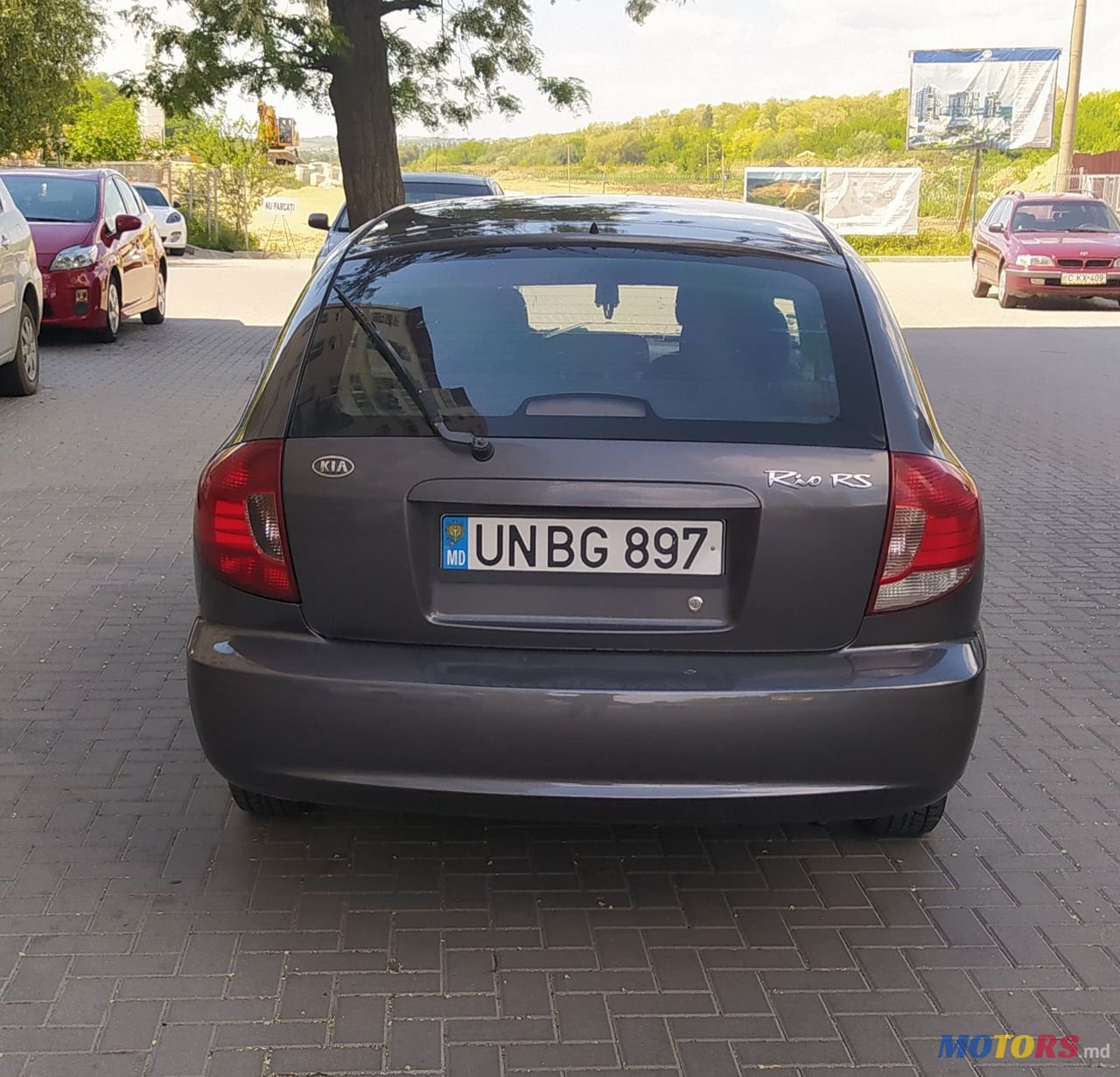 2004' Kia Rio photo #2