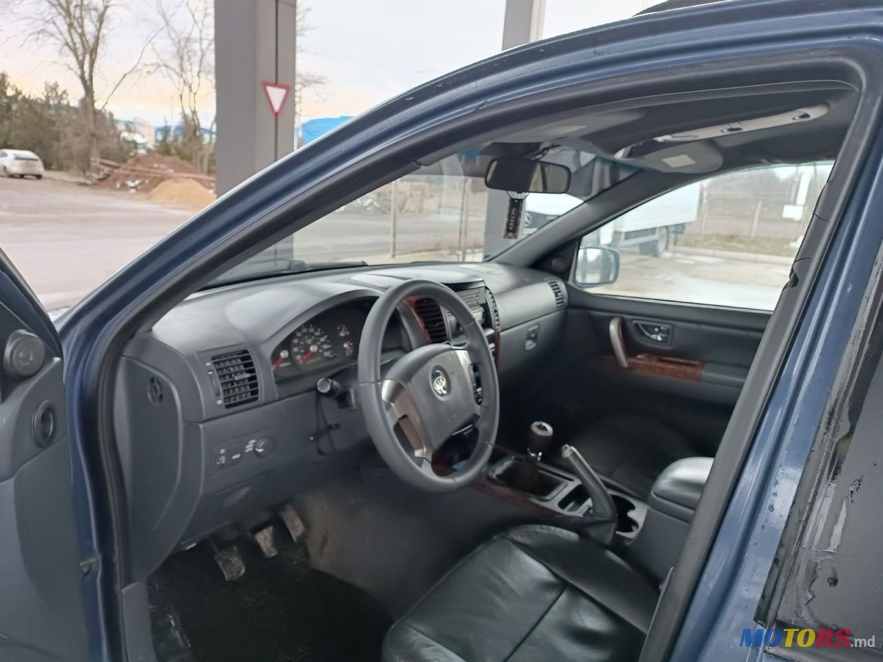 2003' Kia Sorento photo #5