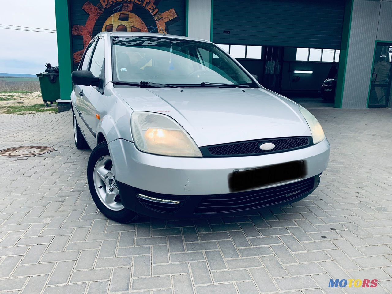 2003' Ford Fiesta photo #2