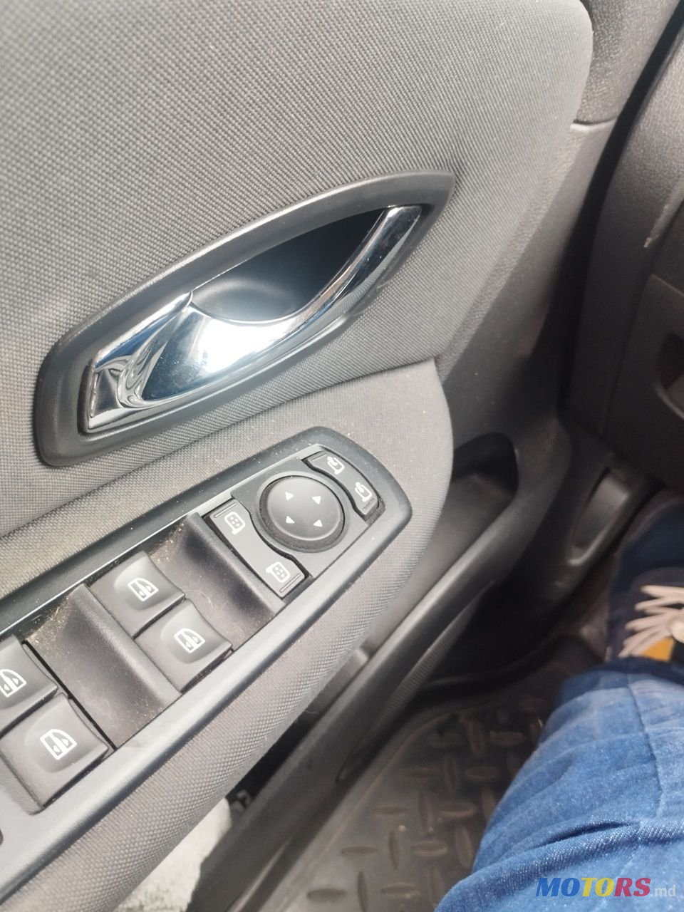 2015' Renault Scenic photo #6