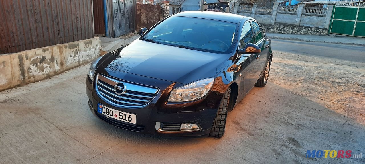 2012' Opel Insignia photo #1