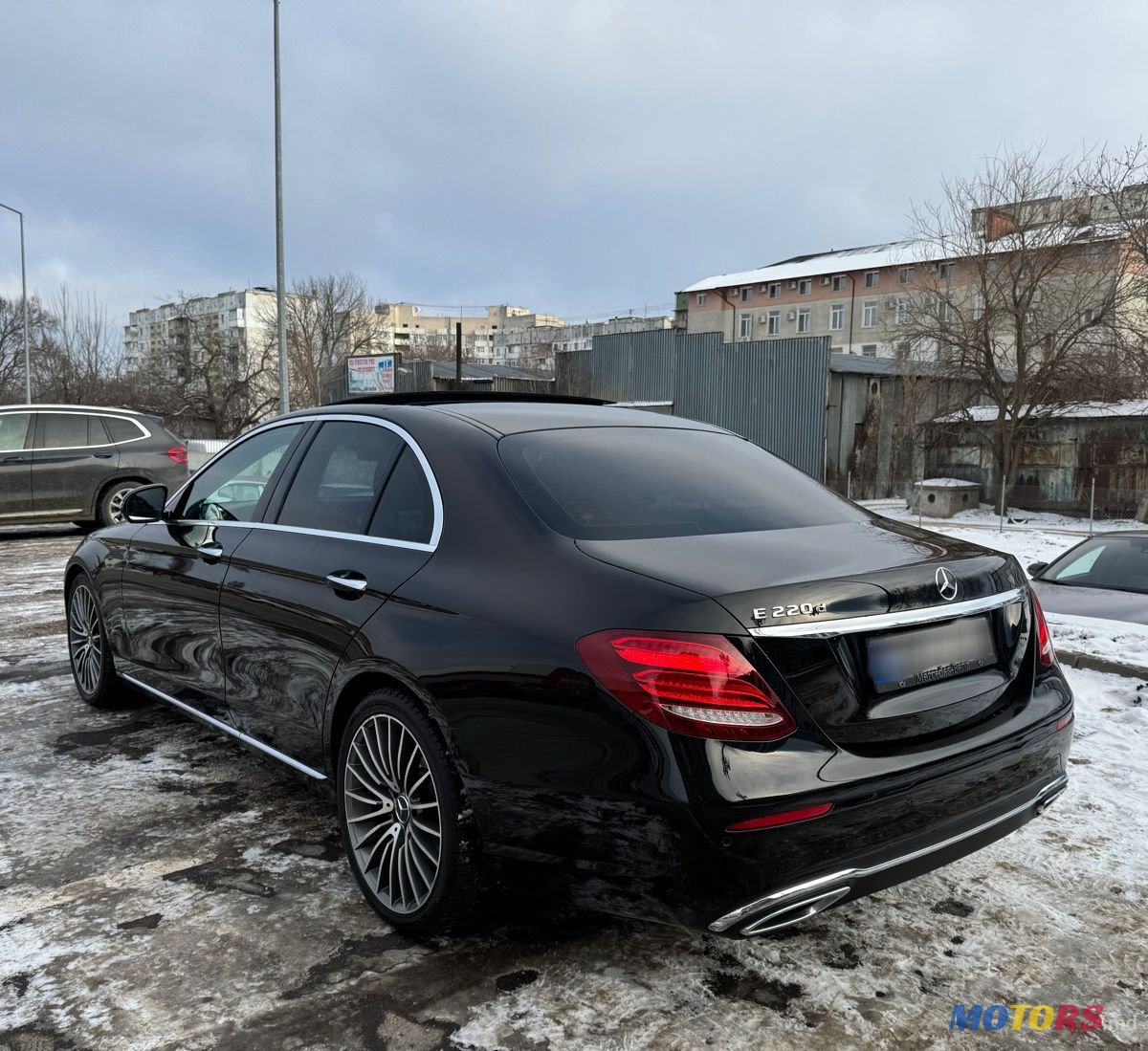 2016' Mercedes-Benz E-Class photo #3