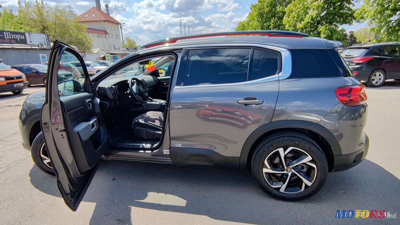 2019' Citroen C5 Aircross photo #4