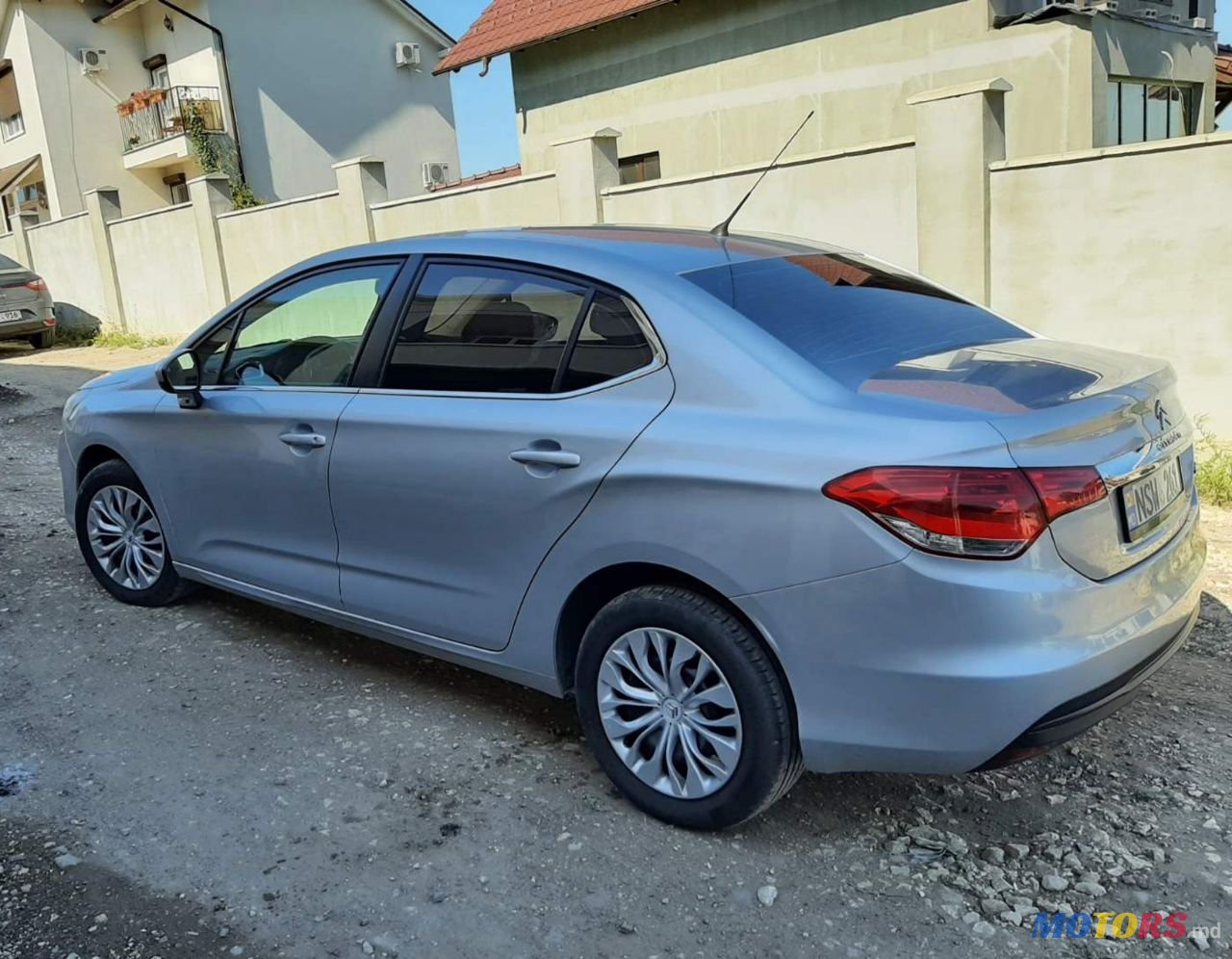 2014' Citroen C4 photo #3