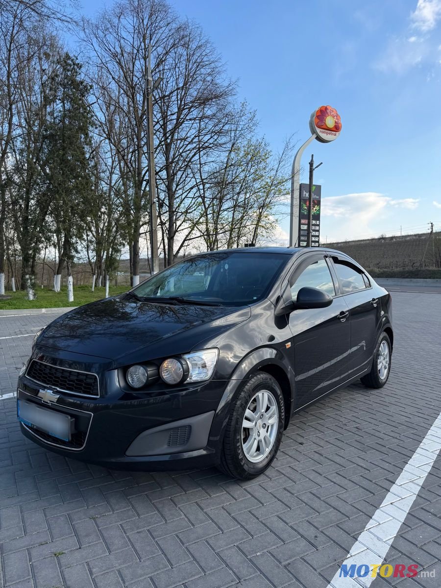 2012' Chevrolet Aveo photo #2