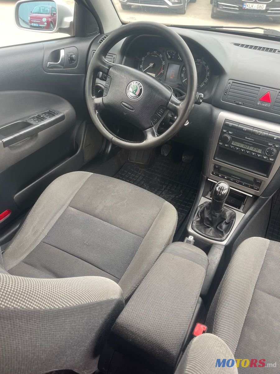 2003' Skoda Octavia photo #4