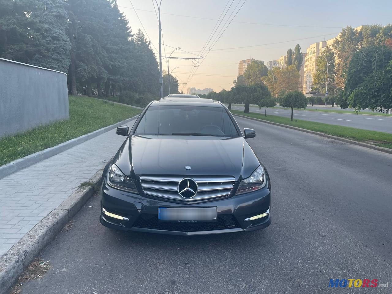 2014' Mercedes-Benz C-Class photo #1