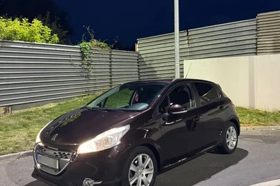 2012' Peugeot 208