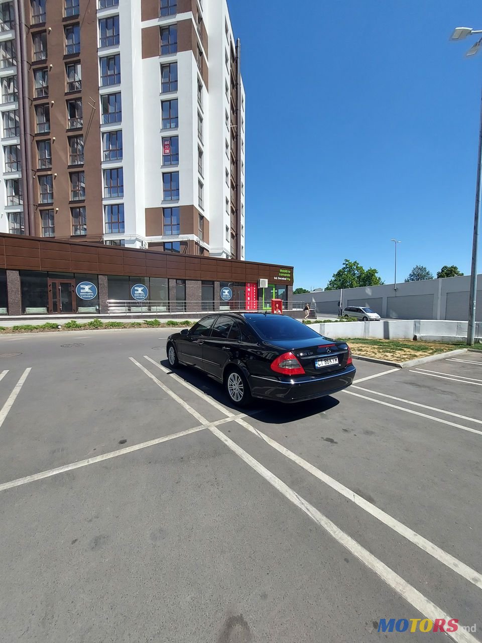 2008' Mercedes-Benz E Класс photo #2