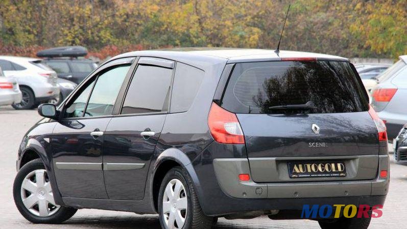 2007' Renault Grand Scenic photo #1
