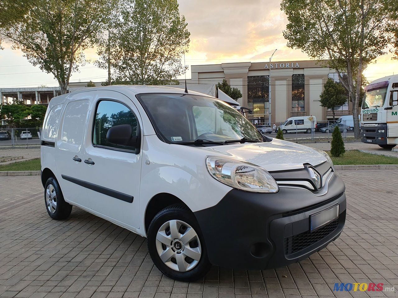 2018' Renault Kangoo photo #2