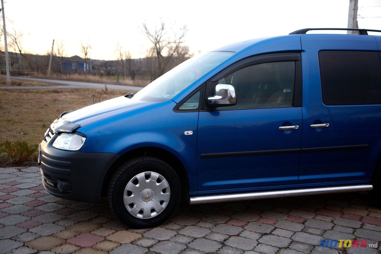 2008' Volkswagen Caddy photo #3