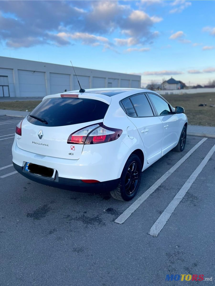2015' Renault Megane photo #3