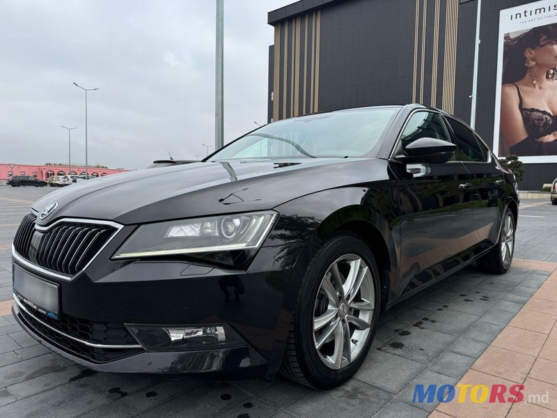 2018' Skoda Superb photo #2