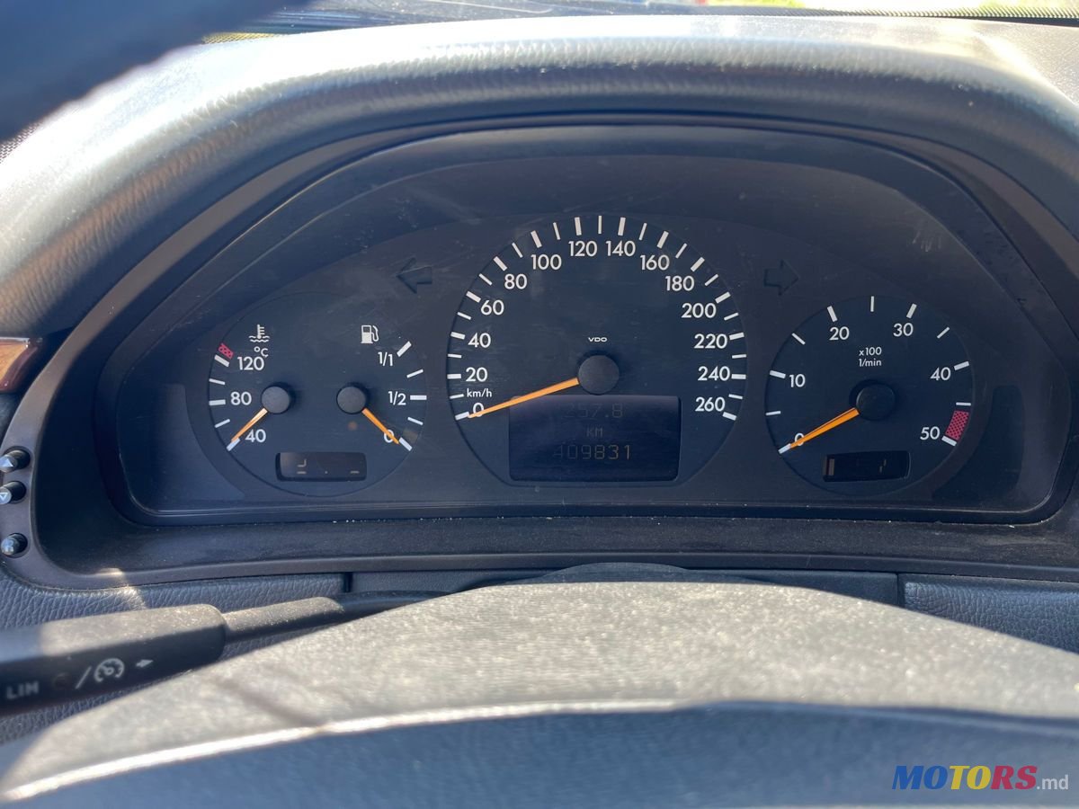 2000' Mercedes-Benz E-Class photo #6