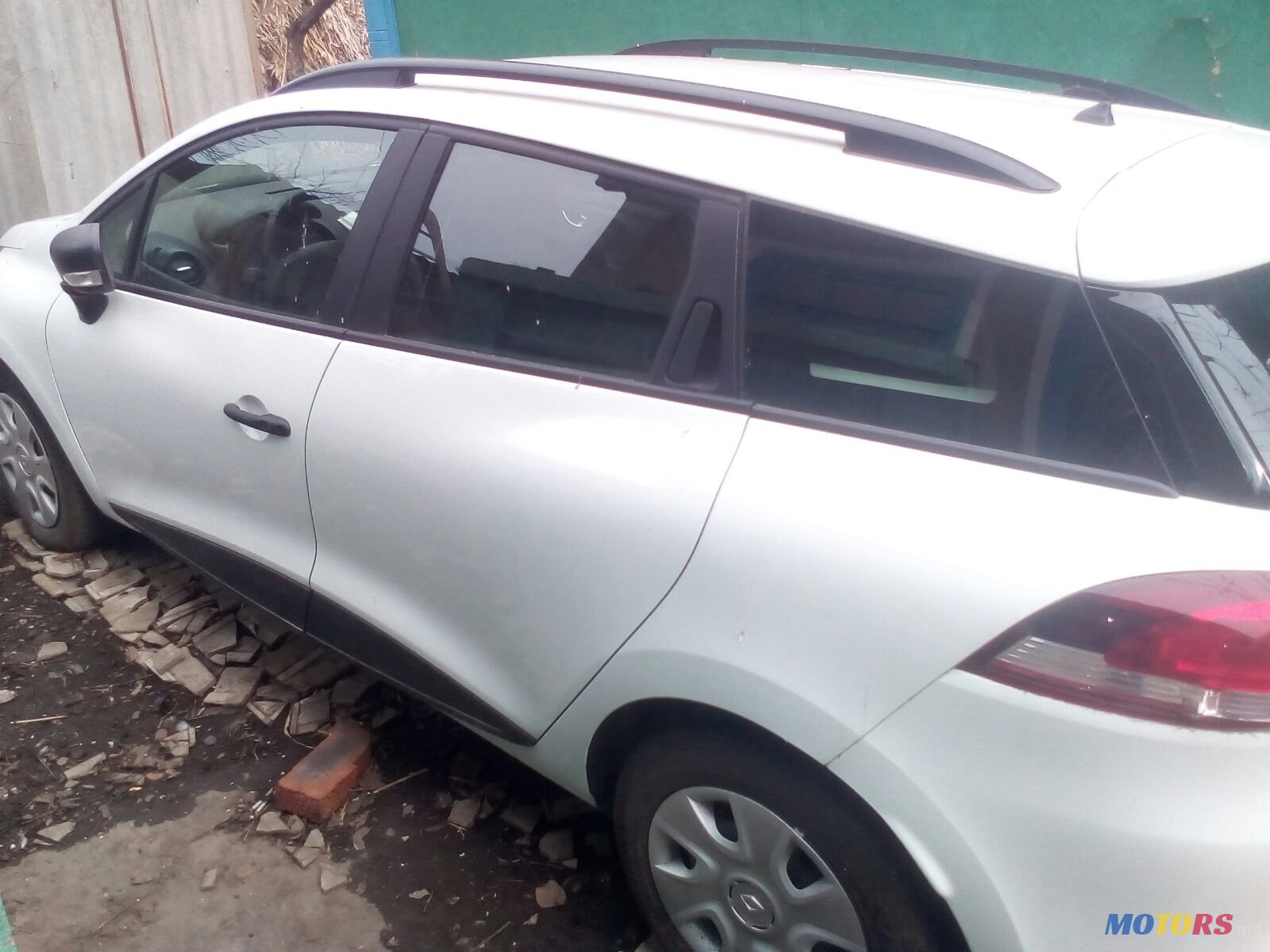 2015' Renault Clio photo #1