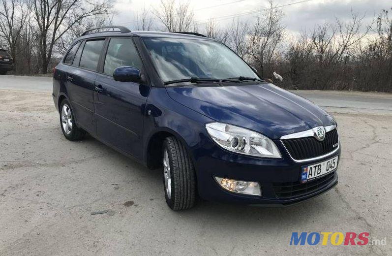 2011' Skoda Fabia photo #1