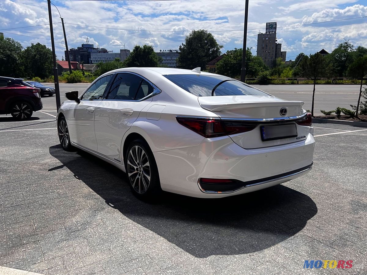2018' Lexus Es Series photo #2