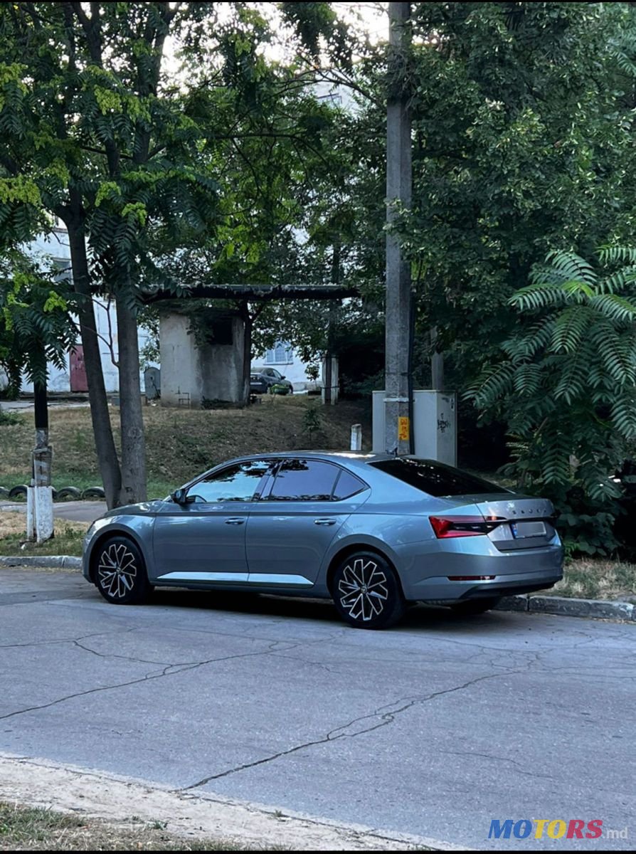 2020' Skoda Superb photo #4