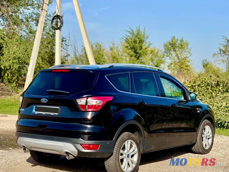 2017' Ford Kuga photo #3