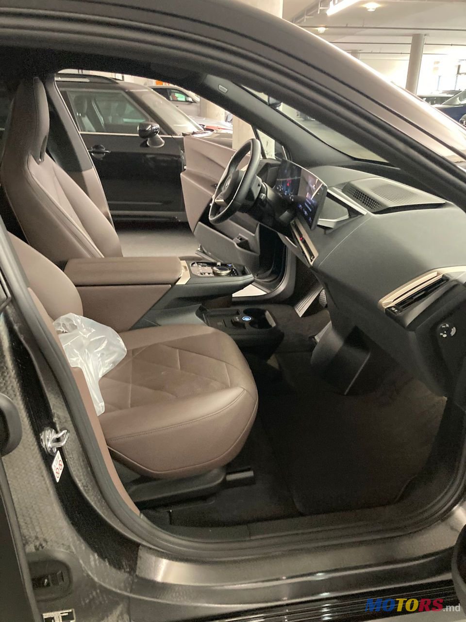 2023' BMW iX photo #4