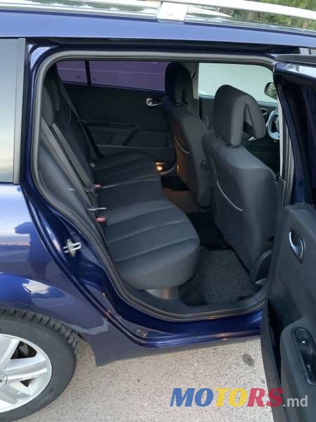 2005' Renault Megane photo #5