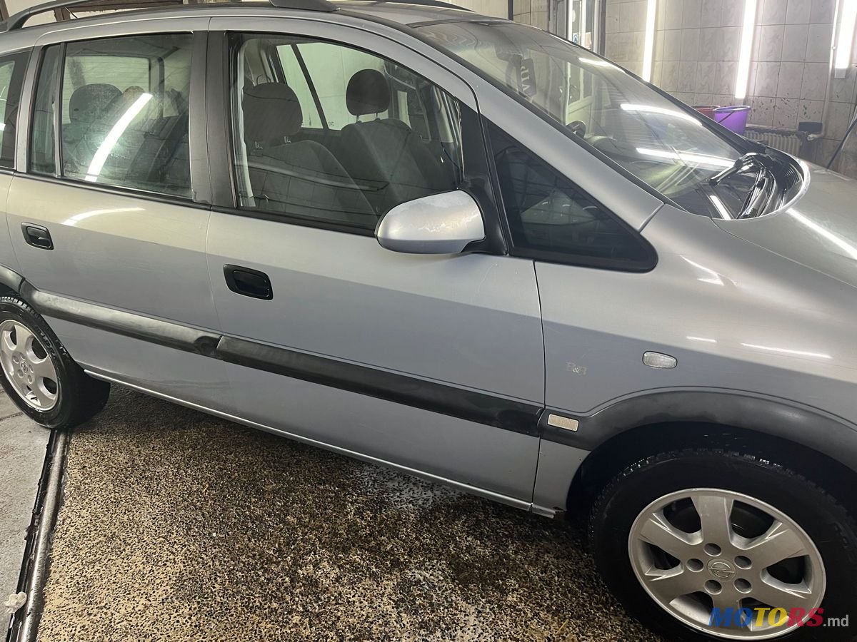 2000' Opel Zafira photo #2