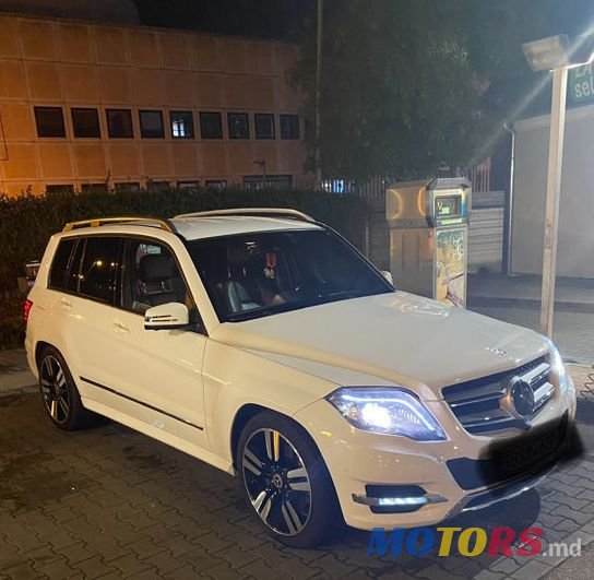 2014' Mercedes-Benz GLK-Class photo #2