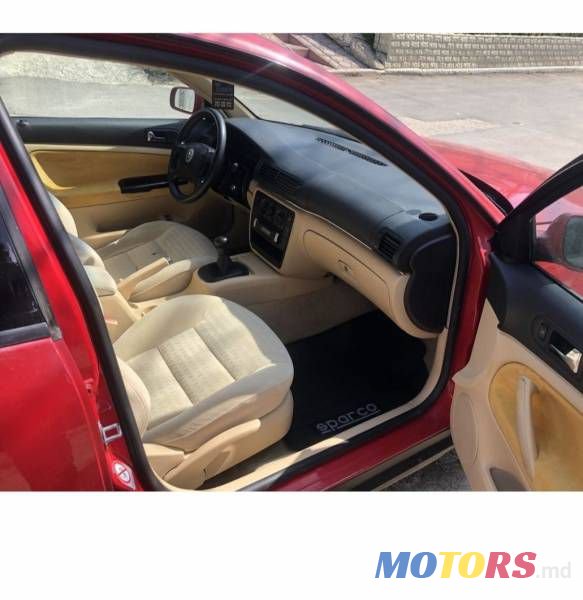 1998' Volkswagen Passat photo #1