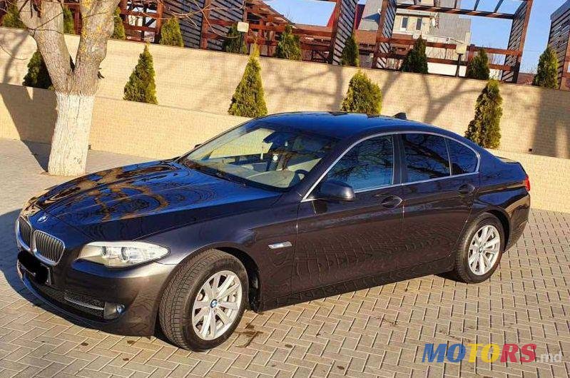 2011' BMW 5 photo #1