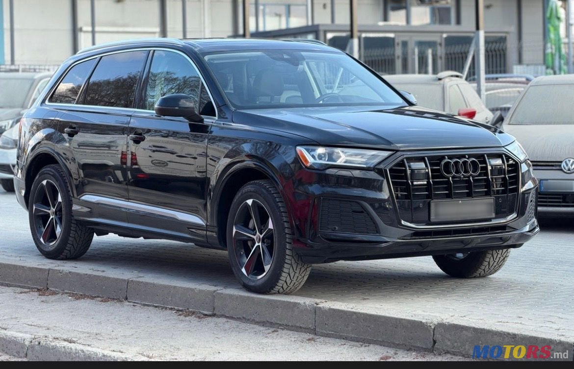 2023' Audi Q7 photo #2