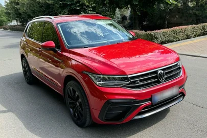 2023' Volkswagen Tiguan