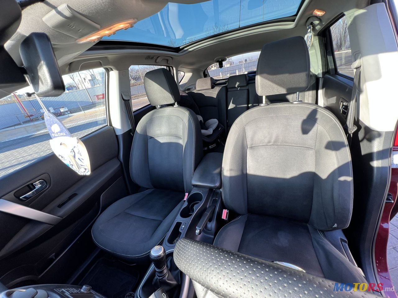 2011' Nissan Qashqai photo #4