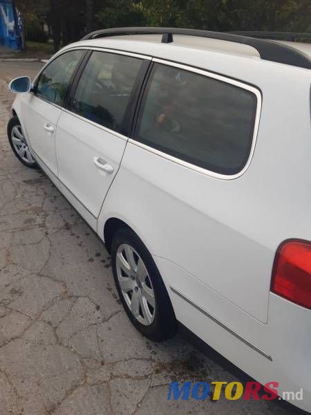 2007' Volkswagen Passat photo #1