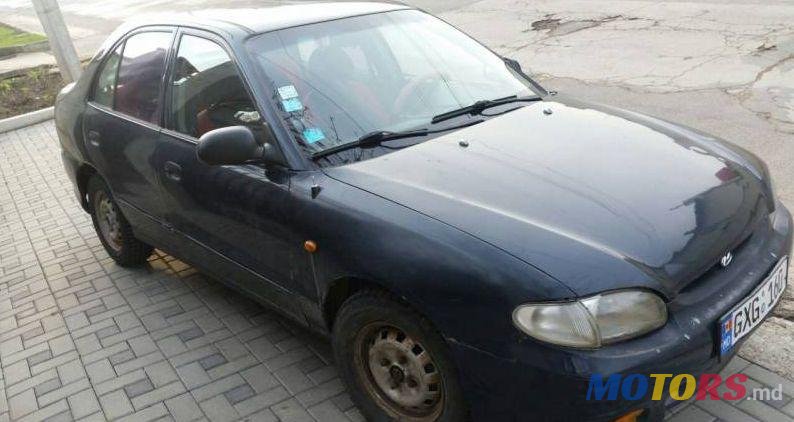 1998' Hyundai Accent photo #2