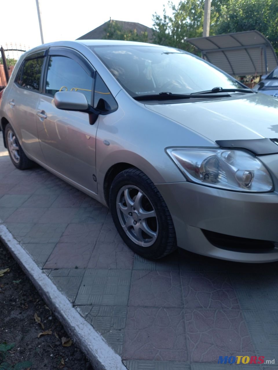 2008' Toyota Auris photo #3